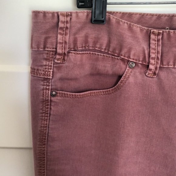 Free People Berry colored jeans - Picture 3 of 5